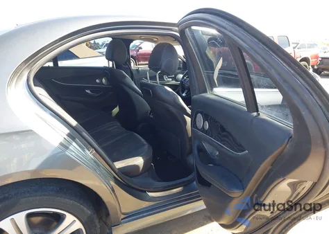 2018 Mercedes-Benz E 300 z USA, uszkodzony, nr VIN WDDZF4JB4JA460499